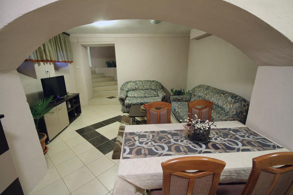 Guest House Via Bitola Exterior foto