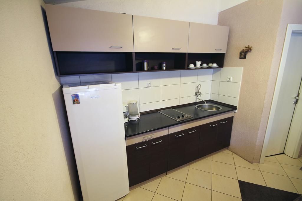 Guest House Via Bitola Exterior foto